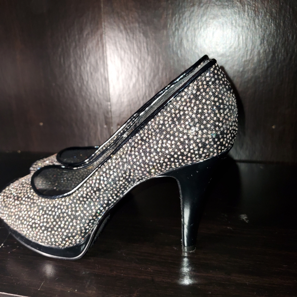Nine West Sheer Sparkle Heels Size 6M
